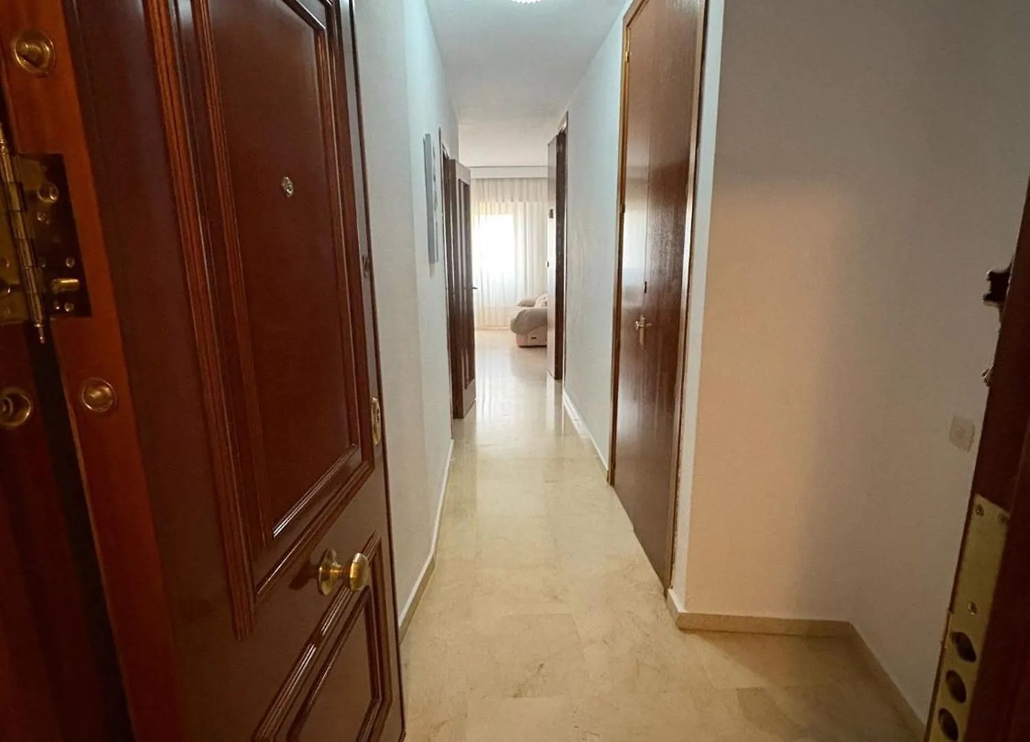 Private Suite Next To The Estepona Marina 民宿